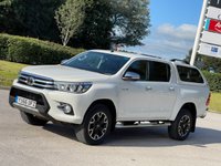 USED 2016 66 TOYOTA HI-LUX 2.4 INVINCIBLE 4WD D-4D DCB 148 BHP SATNAV + PARKING SENSORS ** NO VAT