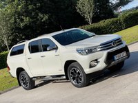 USED 2016 66 TOYOTA HI-LUX 2.4 INVINCIBLE 4WD D-4D DCB 148 BHP SATNAV + PARKING SENSORS ** NO VAT