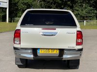 USED 2016 66 TOYOTA HI-LUX 2.4 INVINCIBLE 4WD D-4D DCB 148 BHP SATNAV + PARKING SENSORS ** NO VAT