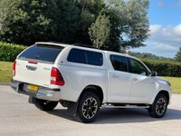 USED 2016 66 TOYOTA HI-LUX 2.4 INVINCIBLE 4WD D-4D DCB 148 BHP SATNAV + PARKING SENSORS ** NO VAT