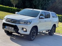 USED 2016 66 TOYOTA HI-LUX 2.4 INVINCIBLE 4WD D-4D DCB 148 BHP SATNAV + PARKING SENSORS ** NO VAT