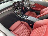 USED 2017 67 MERCEDES-BENZ C-CLASS 3.0 AMG C 43 4MATIC PREMIUM PLUS 2d 362 BHP BIG SPEC + COMMAND/SAT NAV + BLACK/ CRANBERRY RED LEATHER TRIM, HEATED AIR SCALF,  BLUETOOTH + FULL SERVICE HISTORY + PADDLE SHIFT STEERING WHEEL + HEATED MEMORY DRIVERS AND PASSENGER SEATS + ILLUMINATED SILL PLATES + 360 ALL ROUND CAMERAS WITH REVERSING CAMERA, ETC