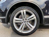USED 2018 67 VOLKSWAGEN TOUAREG 3.0 V6 R-LINE PLUS TDI BLUEMOTION TECHNOLOGY 5d 259 BHP 