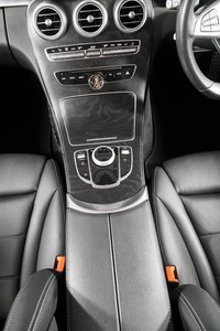 USED 2018 68 MERCEDES-BENZ C CLASS 2.0 C 200 AMG LINE PREMIUM 5d 184 BHP 