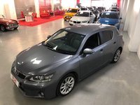 USED 2012 62 LEXUS CT 1.8 200H ADVANCE 5d 136 BHP * FREE ROAD TAX * NAVIGATION *  PRIVACY GLASS * CLIMATE CONTROL * LEATHER TRIM * 17 INCH ALLOY WHEELS *