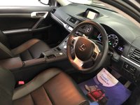 USED 2012 62 LEXUS CT 1.8 200H ADVANCE 5d 136 BHP * FREE ROAD TAX * NAVIGATION *  PRIVACY GLASS * CLIMATE CONTROL * LEATHER TRIM * 17 INCH ALLOY WHEELS *