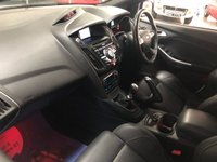 USED 2014 14 FORD FOCUS 2.0 ST-3 5d 247 BHP * PRIVACY GLASS * CLIMATE CONTROL* PARKING SENSORS * 18 INCH ALLOYS * LEATHER TRIM *