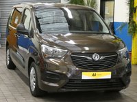 USED 2019 19 VAUXHALL COMBO LIFE 1.2 DESIGN XL S/S 5d 109 BHP 1 OWNER FSH GENUINE LOW MILES