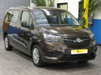 USED 2019 19 VAUXHALL COMBO LIFE 1.2 DESIGN XL S/S 5d 109 BHP 1 OWNER FSH GENUINE LOW MILES