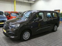 USED 2019 19 VAUXHALL COMBO LIFE 1.2 DESIGN XL S/S 5d 109 BHP 1 OWNER FSH GENUINE LOW MILES