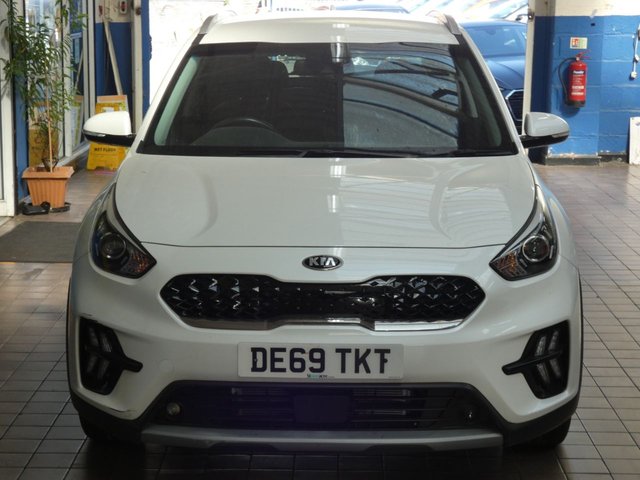 2020 69 Kia Niro 1.6 2 5d 139 BHP