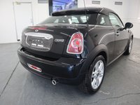 USED 2015 64 MINI COUPE 1.6 COOPER 2d 120 BHP MINI COOPER AUTO IN BLACK WITH ONLY 8,000 MILES. CHILLI PACK PLUS.............