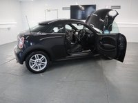 USED 2015 64 MINI COUPE 1.6 COOPER 2d 120 BHP MINI COOPER AUTO IN BLACK WITH ONLY 8,000 MILES. CHILLI PACK PLUS.............