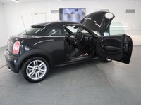 USED 2015 64 MINI COUPE 1.6 COOPER 2d 120 BHP MINI COOPER AUTO IN BLACK WITH ONLY 8,000 MILES. CHILLI PACK PLUS.............