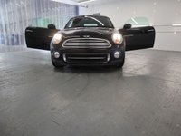 USED 2015 64 MINI COUPE 1.6 COOPER 2d 120 BHP MINI COOPER AUTO IN BLACK WITH ONLY 8,000 MILES. CHILLI PACK PLUS.............
