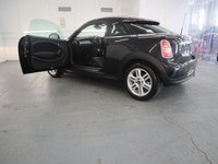 USED 2015 64 MINI COUPE 1.6 COOPER 2d 120 BHP MINI COOPER AUTO IN BLACK WITH ONLY 8,000 MILES. CHILLI PACK PLUS.............