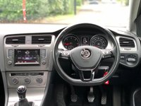 USED 2013 63 VOLKSWAGEN GOLF 1.6 SE TDI BLUEMOTION TECHNOLOGY 5d 103 BHP 