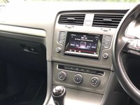 USED 2013 63 VOLKSWAGEN GOLF 1.6 SE TDI BLUEMOTION TECHNOLOGY 5d 103 BHP 