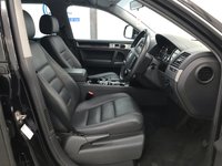 USED 2009 09 VOLKSWAGEN TOUAREG 3.0 V6 ALTITUDE TDI 5d 240 BHP Very Low Mileage, Immaculate