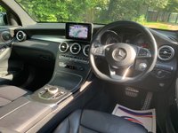 USED 2018 18 MERCEDES-BENZ GLC-CLASS 2.1 GLC 250 D 4MATIC AMG LINE PREMIUM 5d 201 BHP MERCEDES GLC 250D AMG-LINE PREMIUM 4MATIC SUV 5DR - 9SPD AUTOMATIC - FULL BLACK HEATED LEATHER INTERIOR - TWIN PANORAMIC GLASS ROOF -  1 OWNER FROM BRAND NEW - ONLY 22,000 MILES WITH HISTORY