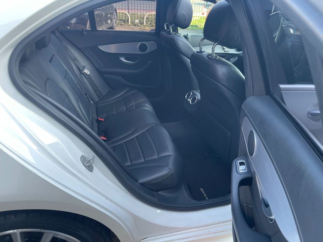 2015 Mercedes-Benz C-CLASS - Photo 9