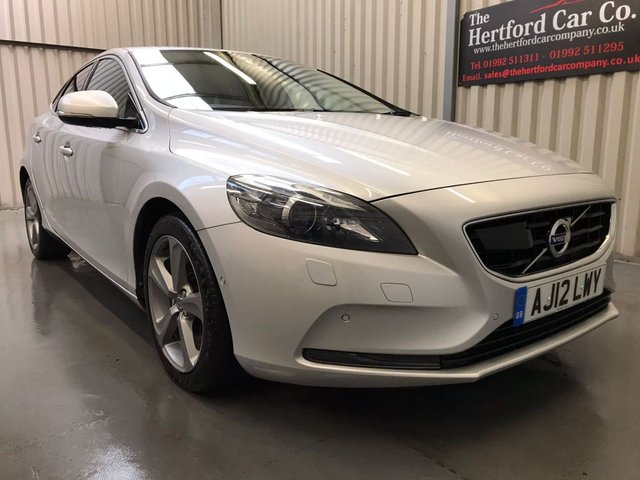2012 12 Volvo V40 1.6 T4 SE LUX NAV 5d 177 BHP
