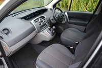 USED 2007 57 RENAULT SCENIC 1.6 DYNAMIQUE VVT 5d 111 BHP www.suffolkcarcentre.co.uk - Located at Ilketshall