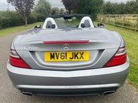 USED 2011 61 MERCEDES-BENZ SLK 1.8 SLK200 BLUEEFFICIENCY AMG SPORT ED125 2d 184 BHP **12 MONTHS NATIONAL WARRANTY**