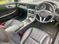 USED 2011 61 MERCEDES-BENZ SLK 1.8 SLK200 BLUEEFFICIENCY AMG SPORT ED125 2d 184 BHP **12 MONTHS NATIONAL WARRANTY**