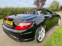 USED 2011 11 MERCEDES-BENZ SLK 1.8 SLK200 BLUEEFFICIENCY AMG SPORT 2d 184 BHP **12 MONTHS NATIONAL WARRANTY**