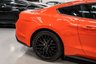 USED 2015 65 FORD MUSTANG 5.0 GT 2d 410 BHP COMPETITION ORANGE / H + COOL SEATS