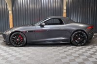USED 2017 17 JAGUAR F-TYPE 5.0 R 2d 550 BHP STUNNING  - EXTERIOR BLACK PACK, ACTIVE SPORTS EXHAUST, FRONT AND RER CAMERA, ELECTRIC DIFFERENTIAL & ADAPTIVE DYNAMICS