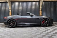 USED 2017 17 JAGUAR F-TYPE 5.0 R 2d 550 BHP STUNNING  - EXTERIOR BLACK PACK, ACTIVE SPORTS EXHAUST, FRONT AND RER CAMERA, ELECTRIC DIFFERENTIAL & ADAPTIVE DYNAMICS