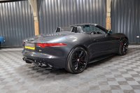 USED 2017 17 JAGUAR F-TYPE 5.0 R 2d 550 BHP STUNNING  - EXTERIOR BLACK PACK, ACTIVE SPORTS EXHAUST, FRONT AND RER CAMERA, ELECTRIC DIFFERENTIAL & ADAPTIVE DYNAMICS