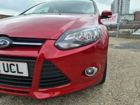 USED 2012 62 FORD FOCUS 1.0 ZETEC 5d 124 BHP &pound; 30 ROAD TAX/ F.S.H