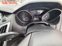 USED 2012 62 FORD FOCUS 1.0 ZETEC 5d 124 BHP &pound; 30 ROAD TAX/ F.S.H
