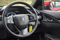 USED 2018 18 HONDA CIVIC 1.0 VTEC SR 5d 128 BHP 29,000 MILES! 1 OWNER! FULL HONDA SERVICE HISTORY! NAV!