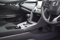 USED 2018 18 HONDA CIVIC 1.0 VTEC SR 5d 128 BHP 29,000 MILES! 1 OWNER! FULL HONDA SERVICE HISTORY! NAV!