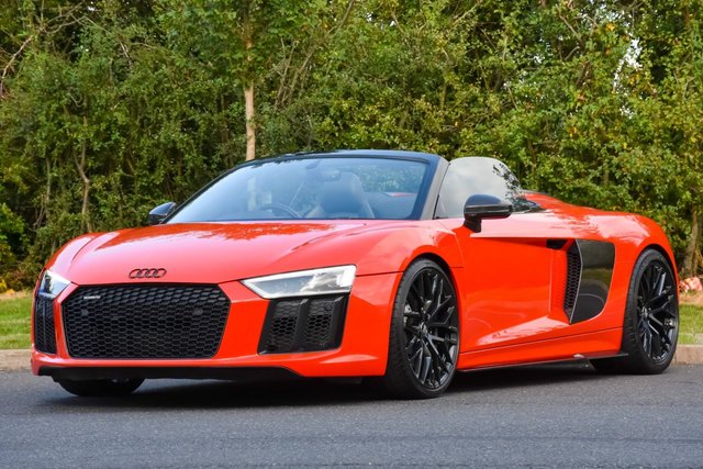 2017 17 Audi R8 5.2 SPYDER V10 QUATTRO 2d 533 BHP