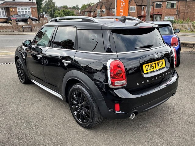 View our MINI COUNTRYMAN
