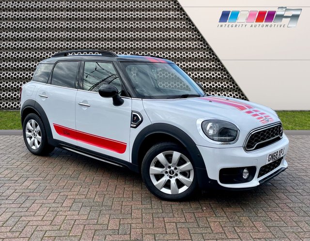 2018 68 MINI Countryman 2.0 COOPER S 5d 190 BHP