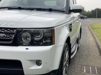 USED 2013 13 LAND ROVER RANGE ROVER SPORT 3.0 SDV6 HSE BLACK 5d 255 BHP Dual View TV Running Boards