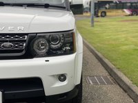 USED 2013 13 LAND ROVER RANGE ROVER SPORT 3.0 SDV6 HSE BLACK 5d 255 BHP Dual View TV Running Boards