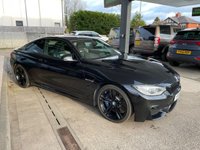 USED 2015 15 BMW M4 3.0 M4 2d 426 BHP MASSIVE SPEC CAR, CARBON ROOF, PRO NAV, HEAD UP DISPLAY, FULL HEATED MEMORY LEATHER TRIM, FULL BMW SERVICE HISTORY