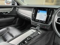 USED 2017 17 VOLVO S90 2.0 D5 POWERPULSE INSCRIPTION AWD 4d 231 BHP 