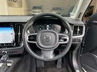 USED 2017 17 VOLVO S90 2.0 D5 POWERPULSE INSCRIPTION AWD 4d 231 BHP 
