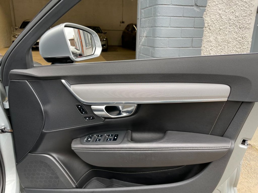 USED 2017 17 VOLVO S90 2.0 D5 POWERPULSE INSCRIPTION AWD 4d 231 BHP 
