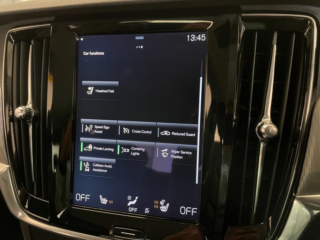 USED 2017 17 VOLVO S90 2.0 D5 POWERPULSE INSCRIPTION AWD 4d 231 BHP 