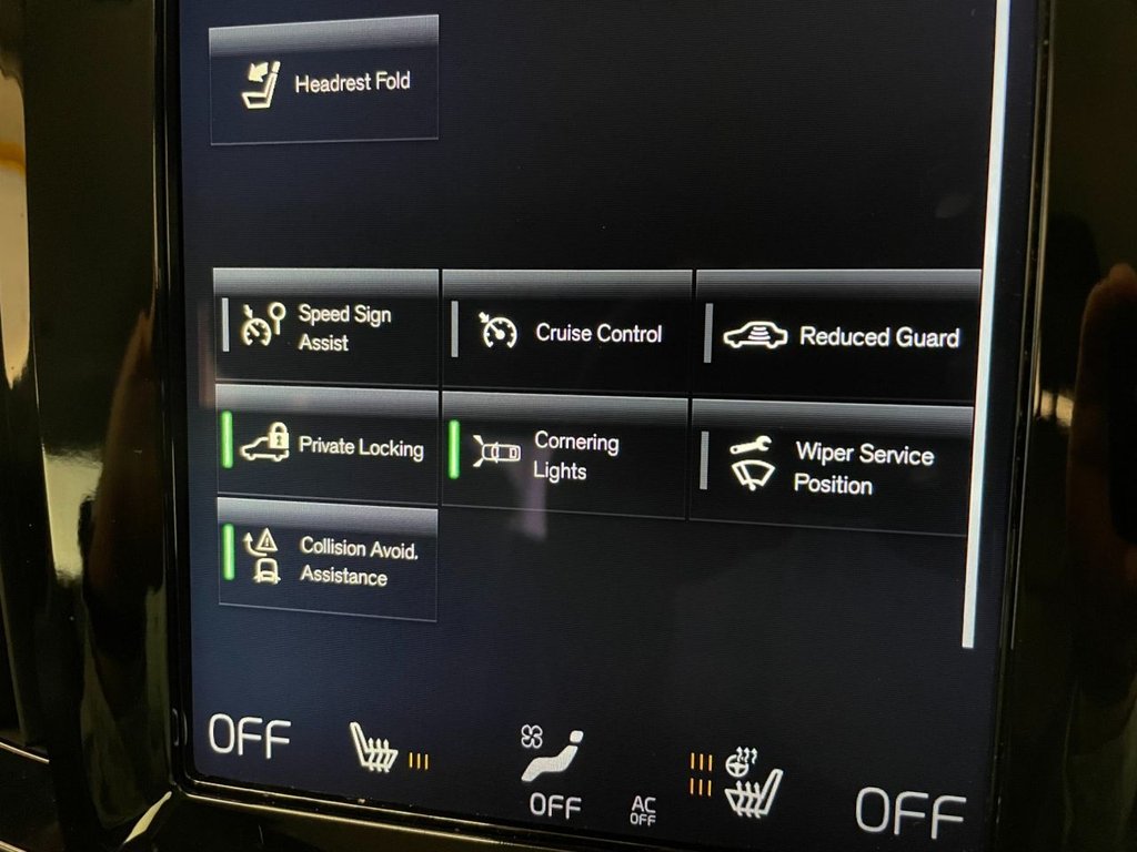 USED 2017 17 VOLVO S90 2.0 D5 POWERPULSE INSCRIPTION AWD 4d 231 BHP 