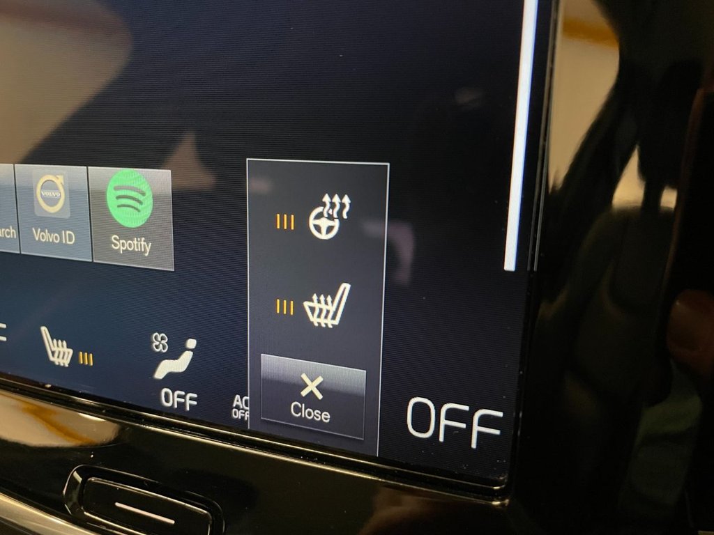 USED 2017 17 VOLVO S90 2.0 D5 POWERPULSE INSCRIPTION AWD 4d 231 BHP 